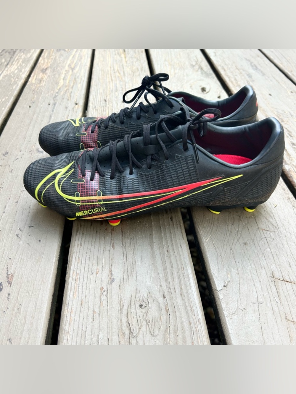 Nike Mercurial Vapor 14 Academy FG/MG CU5691-090 Soccer Cleats | Mens Size 13
